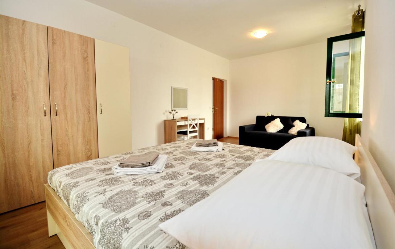 Villa Allegro Sukošan Exteriör bild