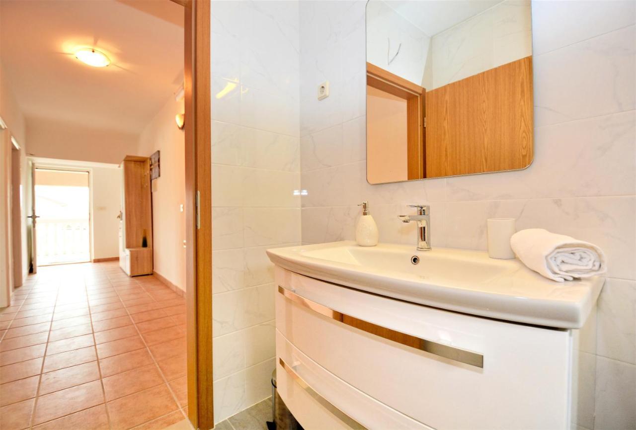 Villa Allegro Sukošan Exteriör bild